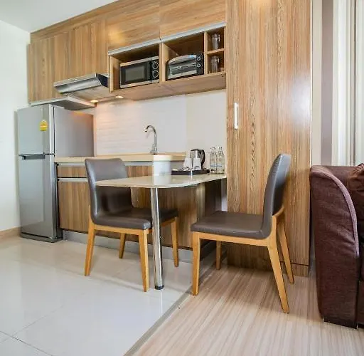 Hotel Tenn Ekamai 3*